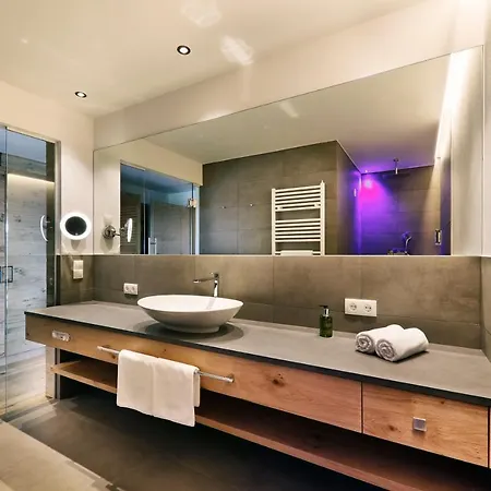 Hotel Avelina 4*